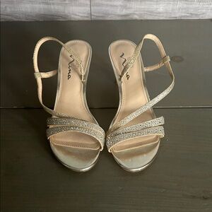 Glittery gold strappy heel